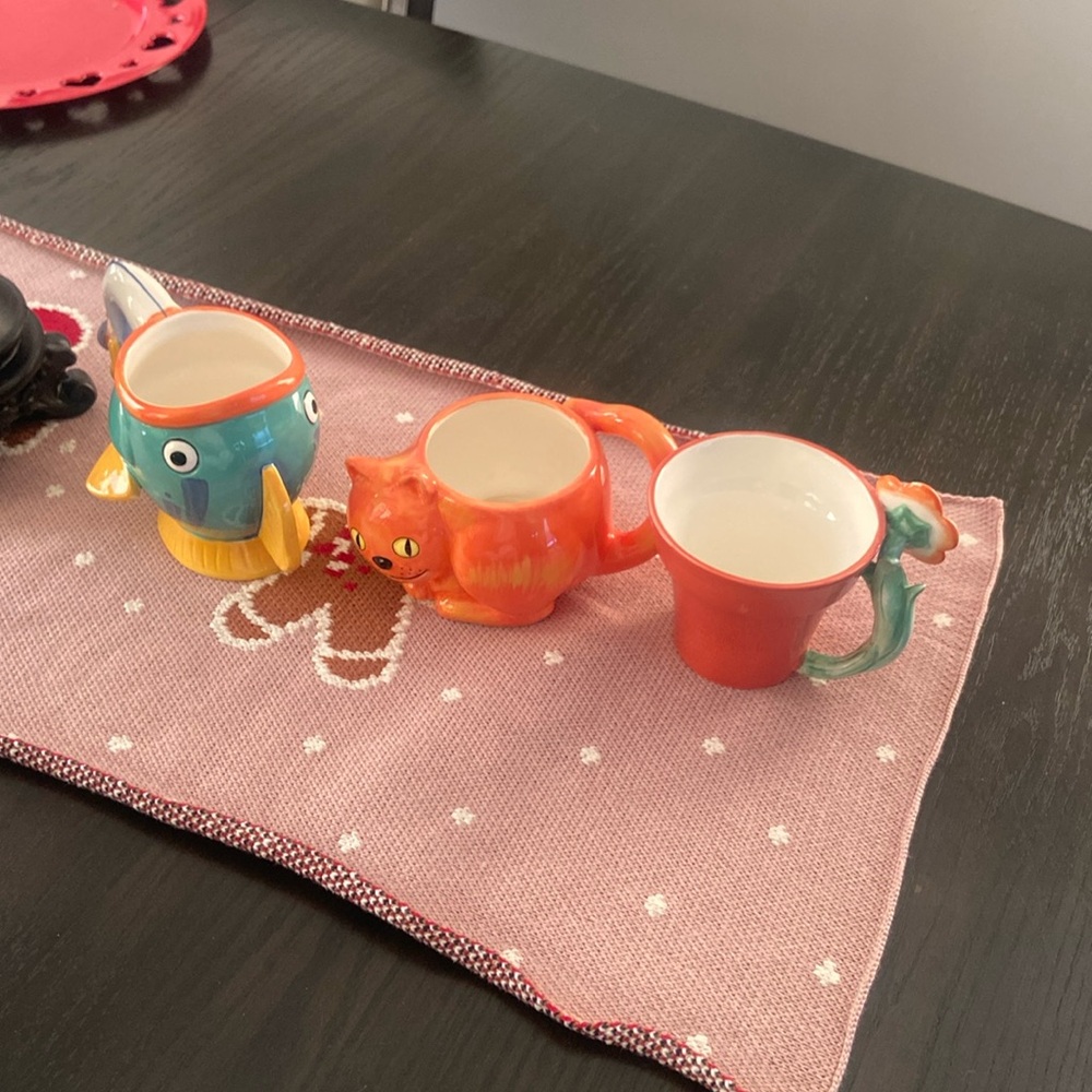 Vintage carnation  coffee mate set of 3 mugs